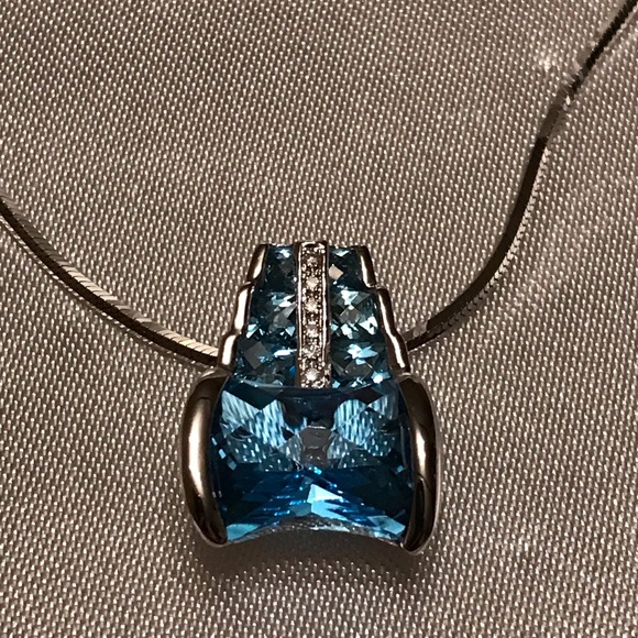 Blue Topaz & Diamond Pendant Necklace and Chain - Picture 2 of 7